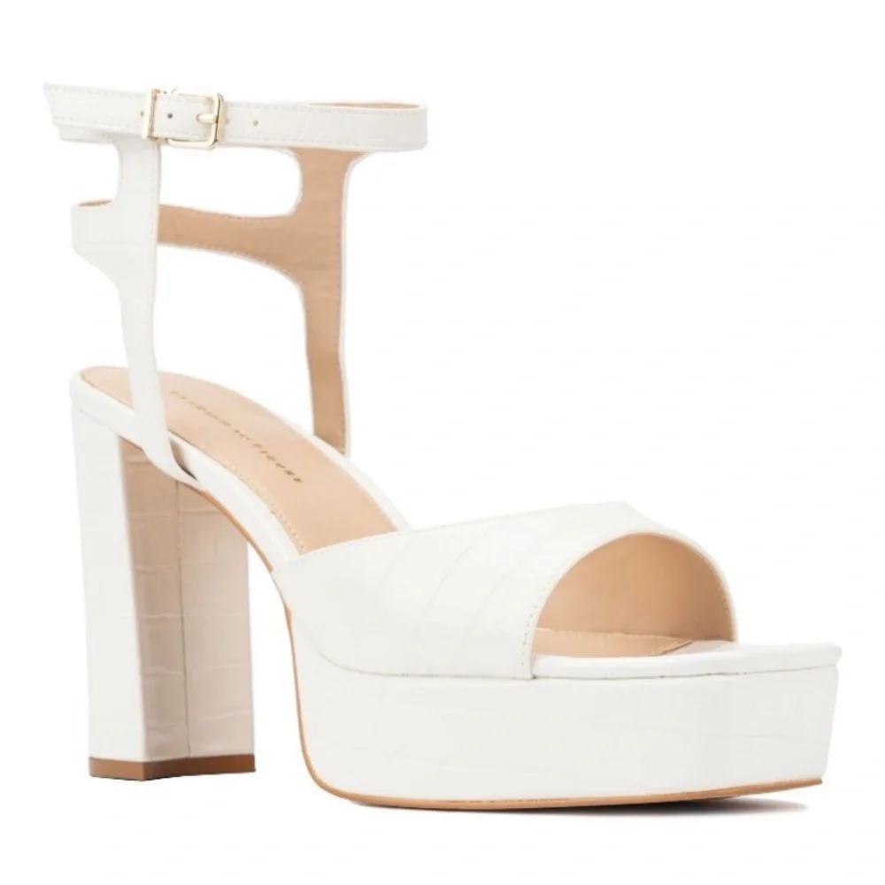 Fashion To Figure Women's Hilari Block Heels - Wide Width - 7, WHITE new